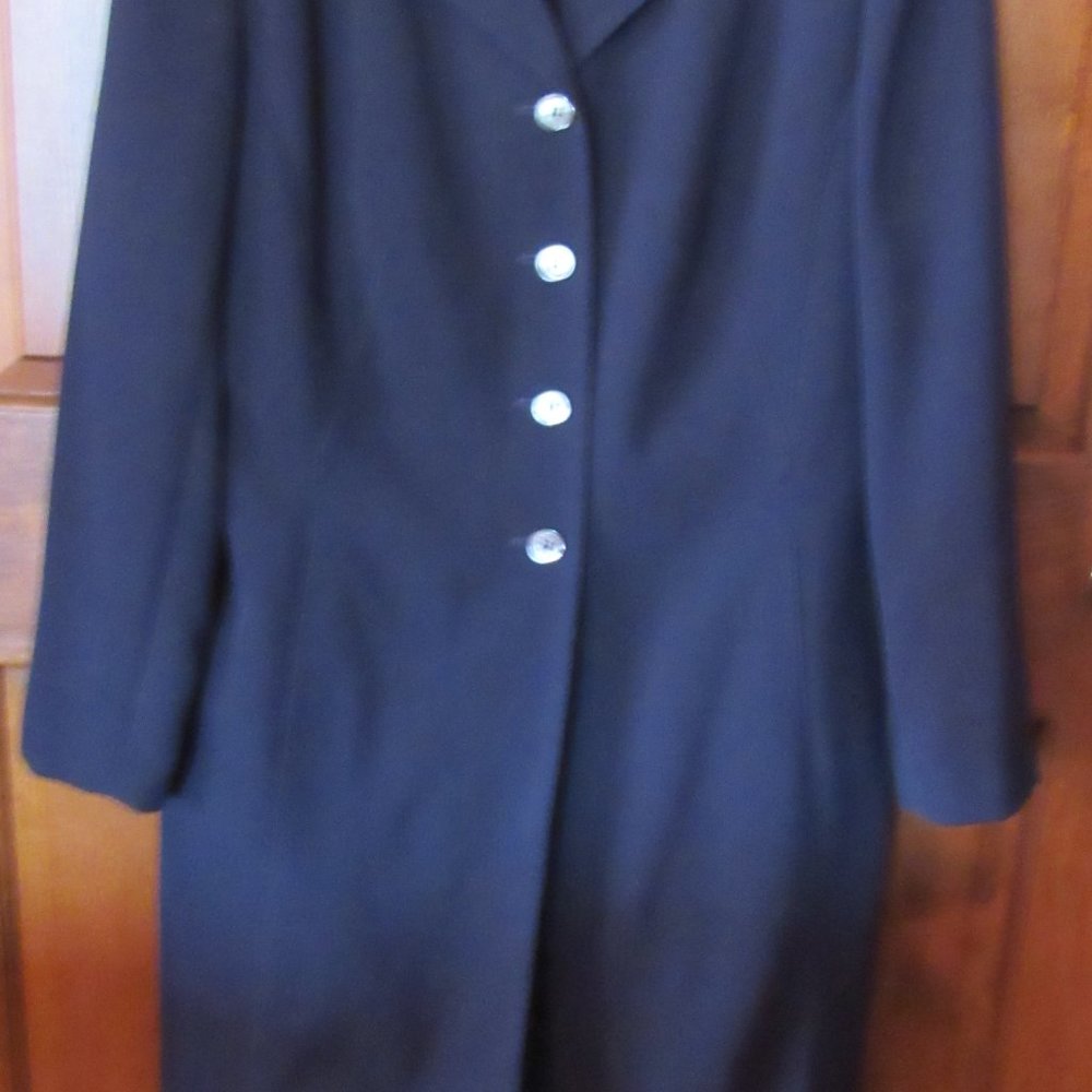 Woman's Navy Gambler Suit 3/4 Coat w Pants Fully Lined Size 12 from Dress Barn